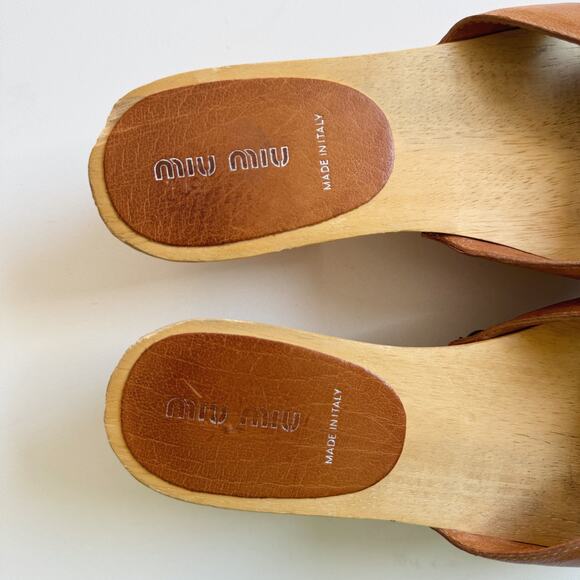 Miu Miu Brown Leather Platform Wooden Clog Sandals Size 38.5/8 - Picture 7 of 8